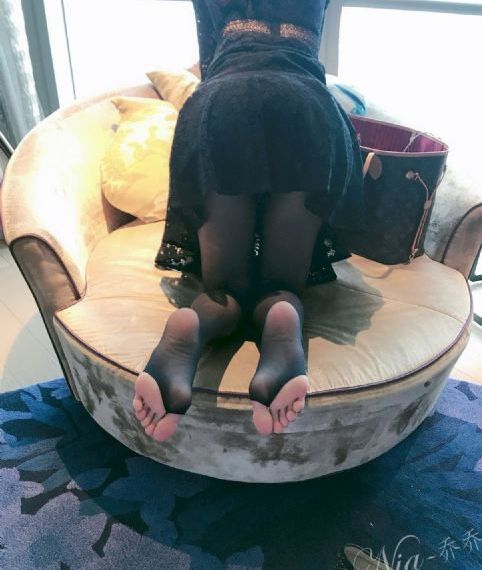 金牌客服董董恩电视剧免费观看